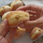 Usaha rumahan bermodalkan tepung, beri untung segunung. (Tangkapan layar youtube dapur geulis)