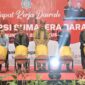 Gubernur Sumbar Mahyeldi membuka Rakerda DPD Apersi Sumbar di Hotel Trumtum, Kota Padang. (Adpsb) 
