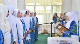 Pengukuhan pengurus BKMT Kecamatan Kamang Magek periode 2023–2028, Minggu (20/8/2023). (Diskomoinfo Agam)