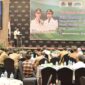Gubernur Sumbar Mahyeldi memberikan sambutan dan arahan saat Lokakarya Nasional yang digelar Dishut Sumbar dan Komunitas Konservasi Indonesia (KKI) Warsi di Hotel Premiere Padang. (adpsb)  
