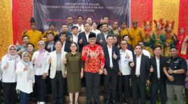 Pemko Padang menyambut kedatangan delegasi Propinsi Provinsi Ba Ria Vung Tau di Palanta Rumah Dinas Wali Kota. (Prokopim Padang)