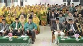 Gubernur Sumbar Mahyeldi menghadiri pengukuhan PD Muhammadiyah dan PD Aisyiyah Bukittinggi periode 2023-2027 di Aula UM Sumbar Bukittinggi, Sabtu, (26/8/2023). (adpsb)