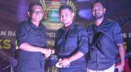 Wali Kota Padang Hendri Septa mengukuhkan pengurus IPKS RW IV periode 2023-2026. (Prokopim Padang)