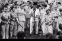 Tangkapan layar Syakir Daulay membacakan teks proklamasi yang berujung somasi. (Dok Instagram)