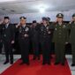 Suasana apel kehormatan dan renungan suci di TMP Kusuma Sakti, Kota Padang Panjang, Kamis (17/8) dinihari. (Diskominfo Padang Panjang)