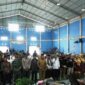 Pemancangan pembangunan Embung Talago di Gedung Serba Guna, Kantor Wali Nagari Paninjauan, Selasa (15/8/2023). (Prokopim Tanah Datar)