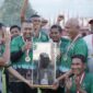Para pemain PS. Pemprov Sumbar merayakan kemenangan usai menjuarai turnamen Sepakbola Piala Gubernur Cup 2023, Selasa (15/8/2023).  (adpsb)
