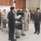 Wali Kota Padang Hendri Septa melantik pejabat eselon II, Selasa (15/8/2023). (Diskominfo Padang)