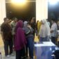 Empat pekerja migran Indonesia (PMI) disambut di Rumah Dinas Bupati setempat. (Diskominfo Pasbar)