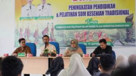 Dinas Parbudpora Solsel menggelar Pembinaan dan Pelatihan dalam Pengelolaan Komunitas/Sanggar Seni di Aula BPKD Solok Selatan, Jumat (15/9/2023). (Humas Pemkab Solsel)