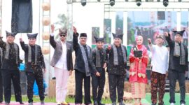 Kharisma Event Nusantara (KEN) Rang Solok Baralek Gadang resmi dimulai, Sabtu (16/9/2023). (Prokomp Kota Solok)