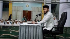Wali Kota Padang Panjang Fadly Amran menghadiri Subuh Mubarakah di Masjid Nurul Amri Kelurahan Balai-Balai, Kecamatan Padang Panjang Barat. (Kominfo Padang Panjang)