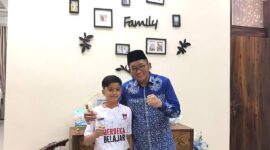 Wali Kota Padang Hendri Septa bersama Kafell Ghaisan Rafkiano. (Diskominfo Padang) 