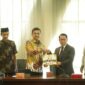 Bupati Solsel Khairunas berkunjung ke Kementerian Agama guna memastikan kesiapan MTQ Nasional Tingkat Sumbar 2023 di Kabupaten Solok Selatan. (Humas Pemkab Solsel)