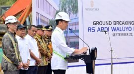Presiden Joko Widodo groundbreaking pembangunan rumah sakit pertama di IKN. (BPMI Setpres)