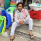 Khoirul Anam dengan outfit dari kain lap serbet. (IG @anam_chenel)

