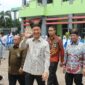 Menperin Agus Gumiwang, Kepala BPSDMI Masrokhan dan jajaran pejabat eselon I Kemenperin disambut hangat oleh warga sekolah.