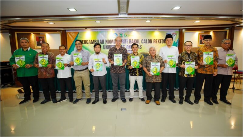 Pengundian nomor urut sementara Bacalon Rektor Unand. (Humas Unand)