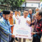 Penyerahan bantuan sosial dari Kementerian Sosial RI oleh Komisi VIII DPR RI, Kamis (5/10/2023). (Dok. Dinsos Padang)