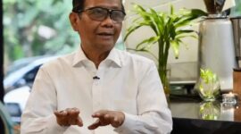 Mahfud MD menyebut Mentan Syahrul Yasin Limpo sudah berstatus tersangka. (Dok. Mahfud MD) 