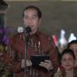 Presiden Jokowi membuka Istana Berbatik di halaman Istana Merdeka, Jakarta, Minggu (1/10/2023). (Sumber: Tangkapan Layar)
