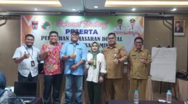 Kepala Dinas Koperasi dan UKM Kota Padang Fauzan Ibnovi membuka pelatihan pemasaran digital bagi pelaku UMKM, Selasa (10/10/2023). (Diskominfo Padang)