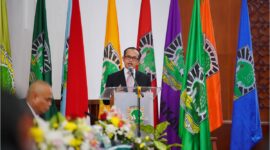 Dr. Efa Yonnedi, SE. MPPM, Akt, CA, CRGP terpilih menjadi Rektor Unand periode 2023-2028. (Humas Unand)