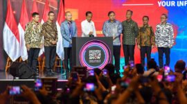 
Presiden Jokowi membuka pameran otomotif IIMS 2024, di JI-Expo Kemayoran, Jakarta, Kamis (15/2/2024). (Humas Setkab/Jay)
