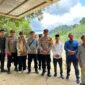 Kapolres Solok Selatan AKBP Arief Mukti Surya Adhi Sabhara dan rombongan meninjau TPS di Jorong Talantam Nagari Lubuk Ulang Aling Selatan Kabupaten Solok Selatan. (Humas Polres Solsel)