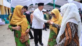 Wali Kota Solok, Zul Elfian Umar menghadiri kegiatan Pengkajian Terpadu Muhammadiyah Kota Solok dan  Temu Akbar Angkatan Muda Muhammadiyah Solok, di Kompleks Muhammadiyah Kota Solok, Kamis (8/2/2024). (Prokopim Kota Solok)