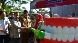 Wali Kota Padang Hendri Septa saat menghadiri peringatan Hari Kesehatan Gigi dan Mulut Sedunia (World Oral Health Day/WOHD) 2024, Selasa (23/4/2024). (Foto: Prokopim Padang)