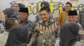 Wakil Wali Kota Padang Ekos Albar saat menghadiri Halalbihalal Bapenda Padang, Kamis (18/4/2024). (Foto: Prokopim Padang)
