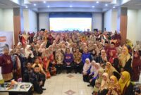 Wali Kota Padang Hendri Septa menghadiri Lokakarya 7 Panen Hasil Belajar Program Pendidikan Guru Penggerak di Gedung Youth Center, Minggu (28/4/2024). (Foto: Prokopim Padang)