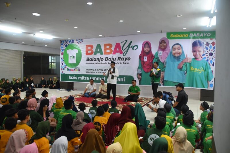 Wali Kota Padang Hendri Septa menghadiri kegiatan 