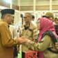 Wali Kota Padang Hendri Septa saat menghadiri Halalbihalal bersama masyarakat Kuranji di Gedung Serbaguna Sarumpun, Selasa (16/4/2024). (Foto: PROKOPIM PADANG)