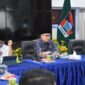 Pj Wako Padang Andree Algamar rapat bersama OPD terkait menindaklanjuti kasus kebakaran di Pasar Raya Padang, Jumat (31/5/2024). (Foto: Prokopim Padang)
