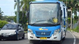 Bus Trans Padang melintas di jalanan Kota Padang. (Foto: Diskominfo Padang)
