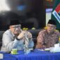 Pj Wako Padang Andree Algamar saat Rapat Pengurus Masjid Agung Nurul Iman di Rumah Dinas Wali Kota Padang, Sabtu, (25/5/2024). (Foto: Diskominfo Padang)