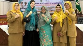 Pj Ketua e Algamar menghadiri Temu Kader Posyandu Berprestasi  Tingkat Provinsi Sumbar Tahun 2024, Senin (27/5/2024). (Foto: Diskominfo Padang)