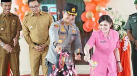 Bupati Solsel Khairunas menghadiri launching program Dai Kamtibmas Polres Solsel dan peresmian Gedung SPKT Polres Solsel, Senin (27/5/2024). (Foto: Pemkab Solsel)