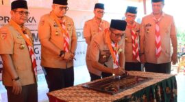 Wali Kota Padang Hendri Septa meresmikan Bumi Perkemahan Pramuka Kwarcab 09 Gerakan Pramuka Kota Padang, Sabtu (11/5/2024). (Foto: Prokopim Padang)