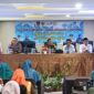 Camat Lubuk Begalung Andi Amir memberikan arahan saat pelatihan pembuatan Dagozi PMT-Lokal Bagi Pengelola PMT se-Kecamatan Lubeg, Selasa (30/4/2024).