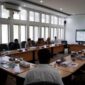 Wali Kota, Sonny Budaya Putra, A.P, M.Si dan pejabat terkait mengikuti Rakor Penanganan Inflasi secara virtual dengan Kemendagri, Senin (6/5/2024). (Foto: Diskominfo Padang Panjang)
