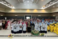 Camat Lubuk Begalung Andi Amir menghadiri pentas seni TK Negeri Pembina Padang di Aula SMK 2 Padang, Kamis (6/6/2024).