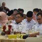 Pj Sekda Padang Yosefriawan mengikuti rakor pengelolaan BMD di Auditorium Gubernuran, Rabu (12/6/2024). (Foto: Prokopim Padang)