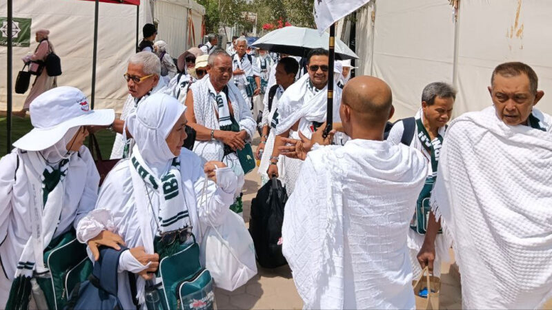 Jemaah haji Indonesia mulai tiba di Arafah. (Foto: Kemenag/Risna Yanti)