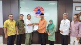 Gubernur Sumbar Mahyeldi beserta jajaran menyambangi Kantor BNPB.