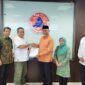 Gubernur Sumbar Mahyeldi beserta jajaran menyambangi Kantor BNPB.