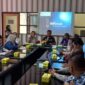 Kepala Dispora Padang Afriadi saat rapat persiapan akhir Gowes Padang Adventure di kantor Dispora Kota Padang, Kamis (25/7/2024). (Foto: Diskominfo Padang)