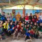 Pj Wali Kota Padang Andree Algamar menutup kegiatan program Healing Forest di Desa Wisata Teluk Buo, Kelurahan Teluk Kabung Tengah, Kecamatan Bungus Teluk Kabung, Sabtu (6/7/2024). (Foto: Prokopim Padang)